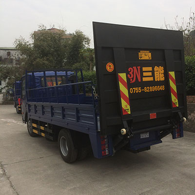 卡車(chē)升降尾板，提高運(yùn)輸效率與安全性的關(guān)鍵工具